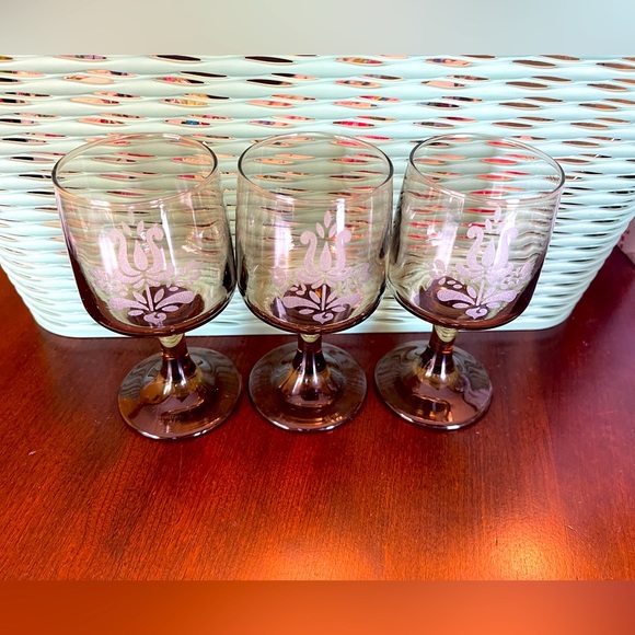 SALE Vintage Pfaltzgraff Village Design Etched Libbey Tawny Brown Wine Glasses - Picture 3 of 8